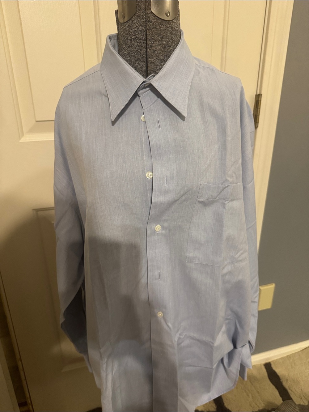 Ike Behar Men's Pale Blue Point-Collar Dress Shirt
